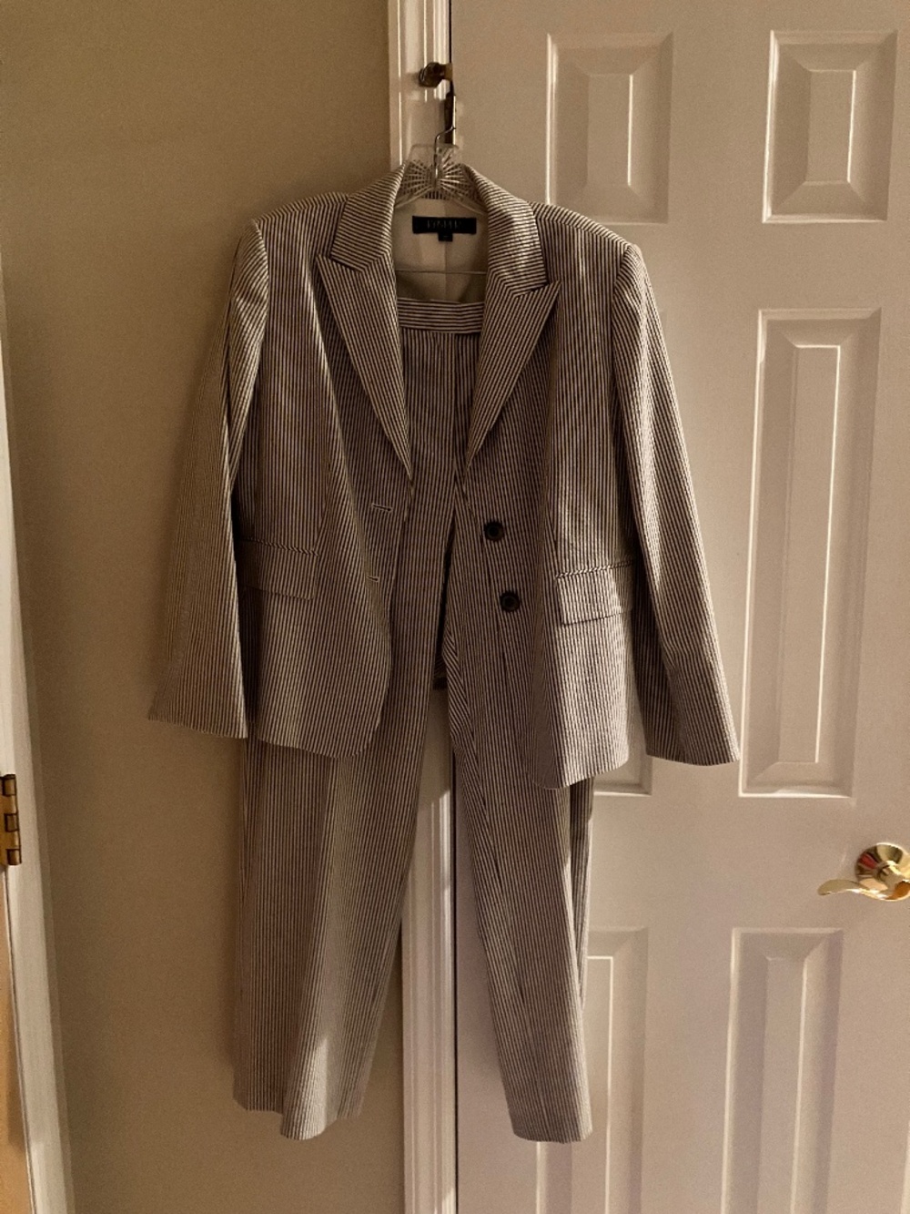 Women's Pant Suit